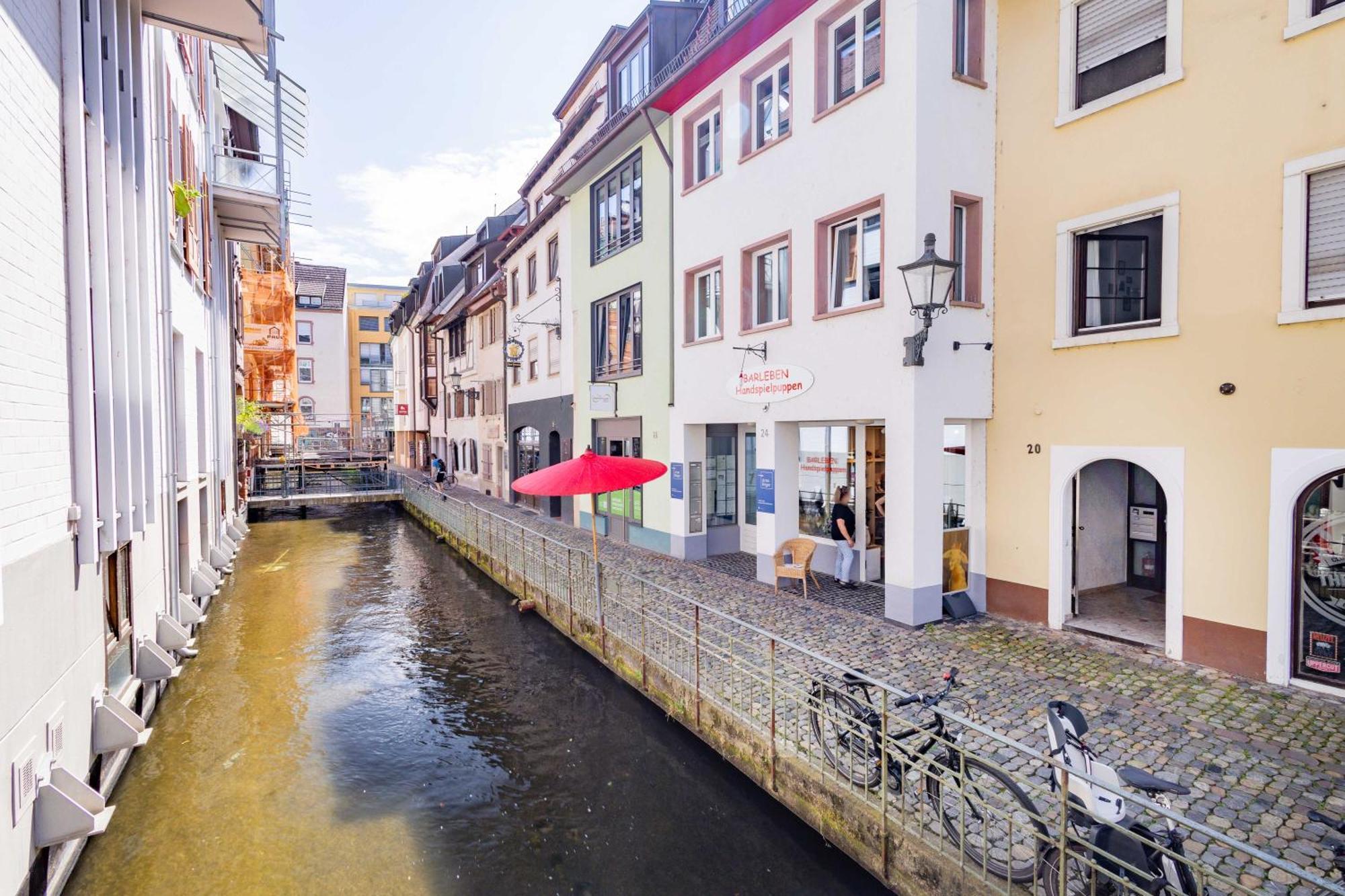 Altstadtloft Am Martinstor Freiburg im Breisgau Buitenkant foto